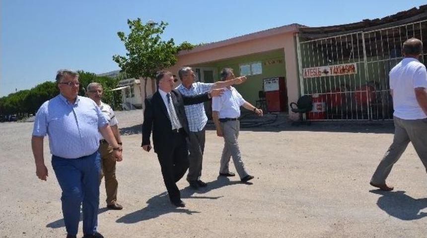 Manisa B&uuml;y&uuml;kşehir Akhisar&rsquo;da Asfalt İ&ccedil;in D&uuml;ğmeye Bastı