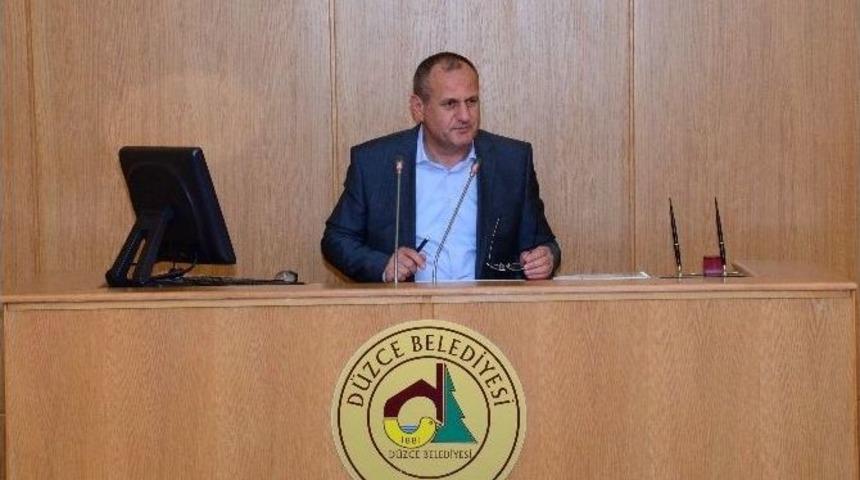 D&uuml;zce Belediye Meclisi Toplandı