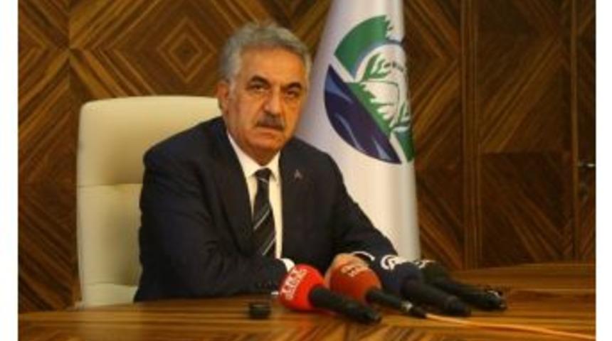 Bakan Hayati Yazıcı, Ekmeleddin İhsanoğlu'nun Y&uuml;zde 55 Oy Alacağı İddialarını Değerlendirdi
