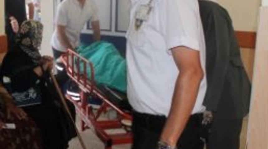 Otomobilin &Ccedil;arptığı 5 Yaşındaki &Ccedil;ocuk &Ouml;ld&uuml;