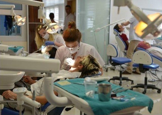 Sü Diş Hekimliği ‘nde 8 Bölüm, 9 Klinik Yenileniyor