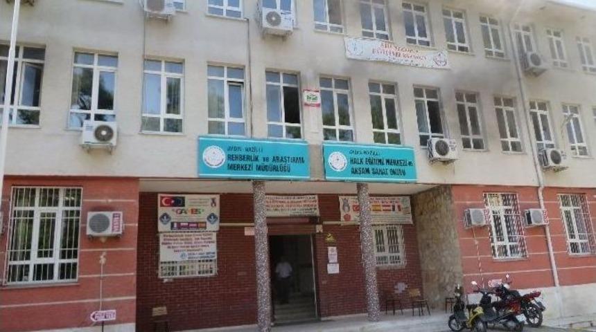 Nazilli Halk Eğitim Merkezi&rsquo;nde Korkutan Yangın