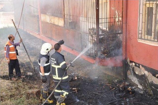 &Ccedil;ocukların Ateşle Oyunu Apartmanı Yakıyordu 1