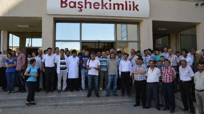 Saldırıya Uğrayan Doktora Destek A&ccedil;ıklaması