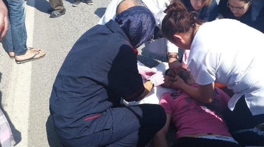 Yolun Karşısına Ge&ccedil;erken Kamyon &Ccedil;arptı