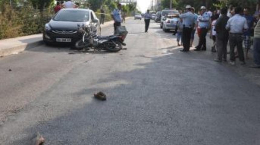 Tarsus&rsquo;ta Trafik Kazası: 2 Yaralı