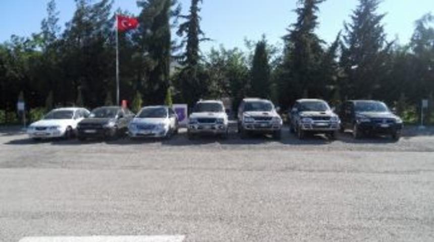 Suriye'ye G&ouml;t&uuml;r&uuml;lmek İstenen 7 Ara&ccedil; Ele Ge&ccedil;irildi