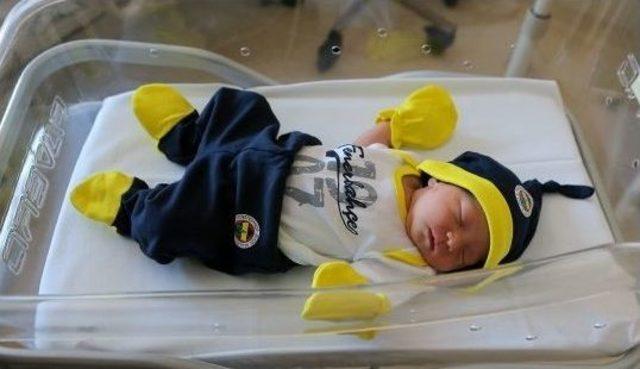 Fenerbahçe Yardımcı Antrenörü Recep Karatepe Baba Oldu 1