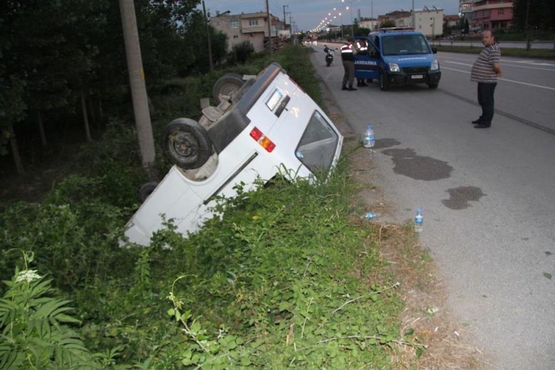 Samsun'da Minib&uuml;s Devrildi: 6 Yaralı