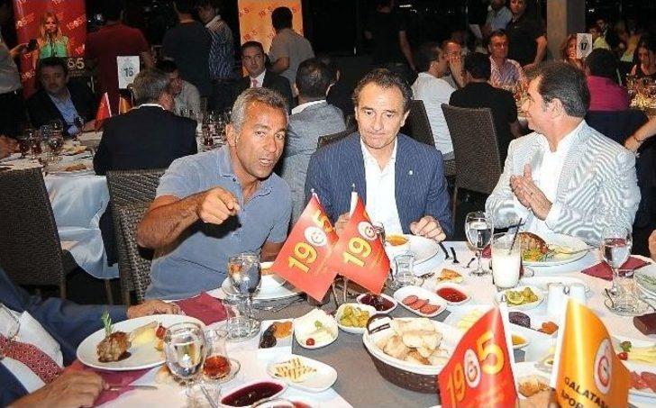 Cesare Prandelli, İftar Yemeğine Katıldı G1
