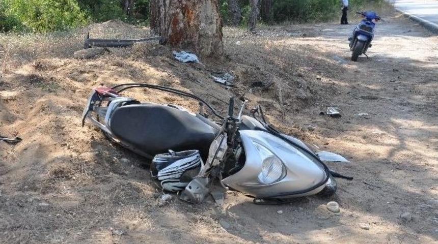 (düzeltme) Otomobil İle Motosiklet Çarpıştı: 2 Yaralı