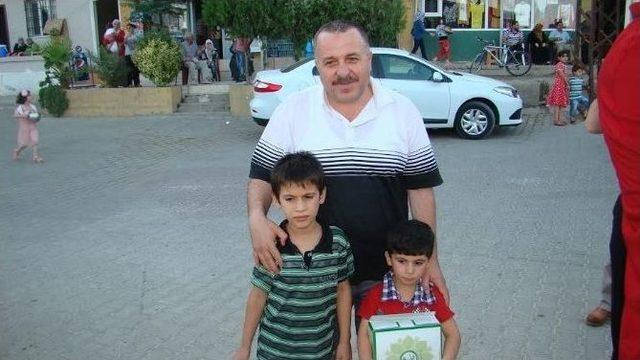 (&ouml;zel Haber) Tuzla Belediyesi Tarafından Suriyeli G&ouml;&ccedil;menlere İftar Verildi 1