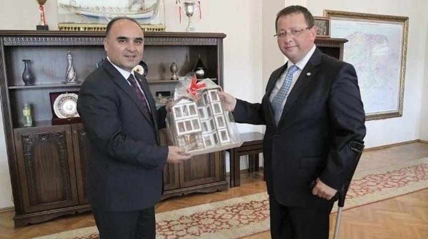 Sakatlar Derneğinden Vali&rsquo;ye Ziyaret