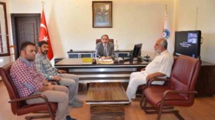 İhh İnsani Yardım Vakfı Y&ouml;neticilerinden İl Emniyet M&uuml;d&uuml;r&uuml; Kalayoğlu&rsquo;na Ziyaret