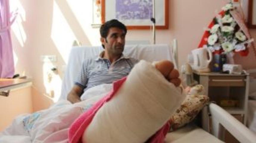 &Uuml;zerine At D&uuml;şen Kul&uuml;p Başkanının Ayağı Kırıldı