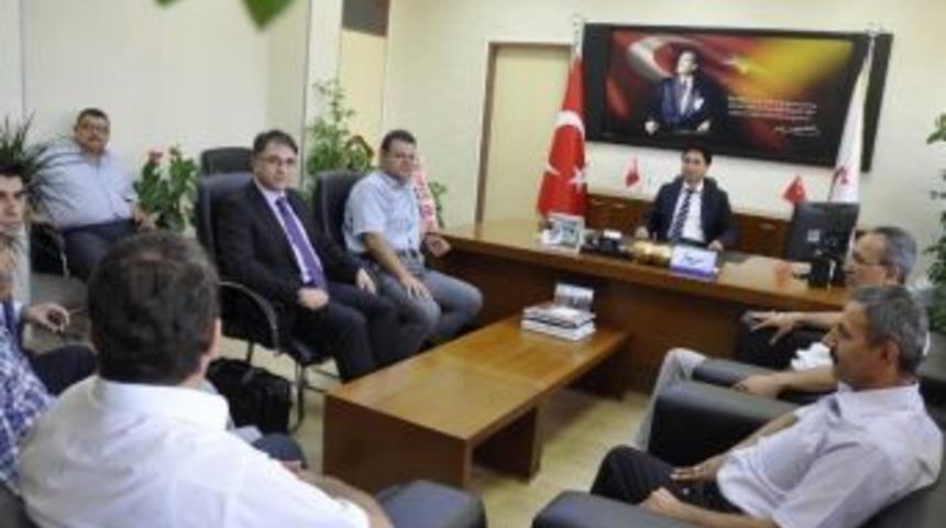 Sağlık Tesis Y&ouml;neticilerinden Genel Sekreter &Ccedil;&ouml;m&ccedil;e&rsquo;ye Ziyaret