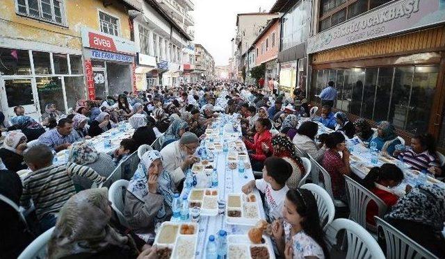 Halk İftarı Kalecik’te