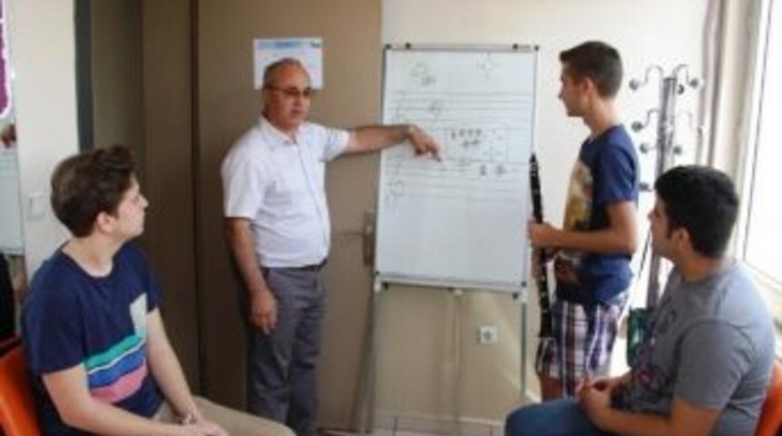 Kocaeli B&uuml;y&uuml;kşehir Konservatuarı Zili 28 Eyl&uuml;l&rsquo;de &Ccedil;alıyor