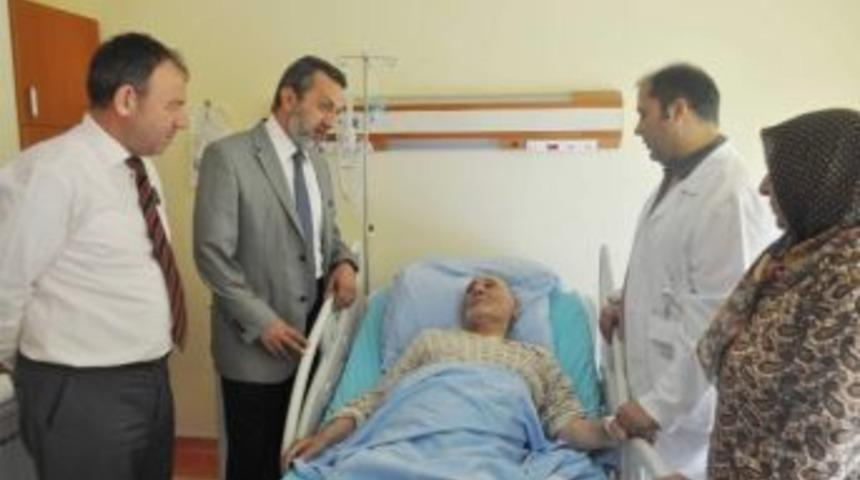 G&ouml;ğ&uuml;s Duvarı Rezeksiyon Ve Rekonstruksiyonu Ameliyatı Yapıldı