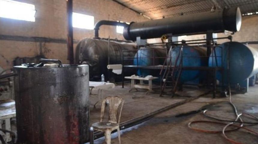 Boya Fabrikasında Ka&ccedil;ak Akaryakıt Ele Ge&ccedil;irildi