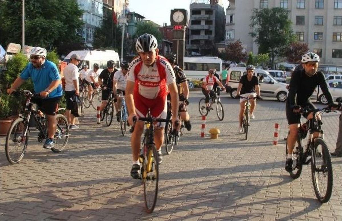 Pedallar &ldquo;&ccedil;ocuklar &Uuml;ş&uuml;mesin&rdquo; Diye &Ccedil;evriliyor