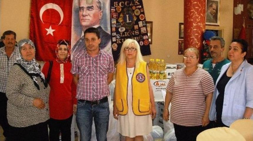 5 Ocak Lions Kul&uuml;b&uuml;'nden Şehit Ailelerine Yardım