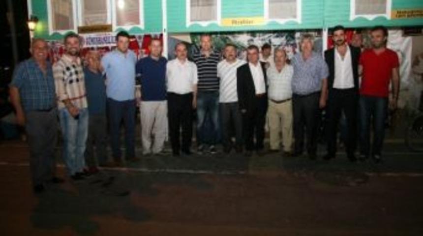 Adapazarı Belediyesi&rsquo;nden Rizeliler Derneği Standına Ziyaret