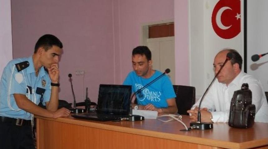 Malkara Polisi, Bankaların G&uuml;venlik Personeline Dolandırıcılık &Ouml;nleme Eğitimi Verdi