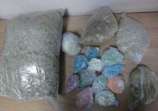 Tavuk K&uuml;mesine Uyuşturucu Baskını 3