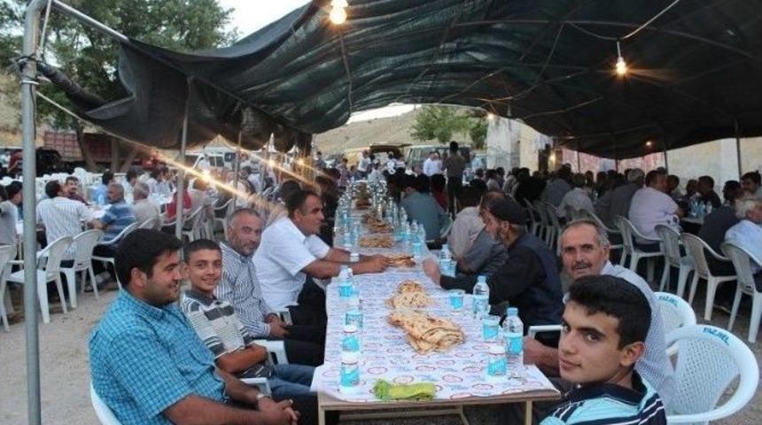 Yazıhan İftarda Buluştu