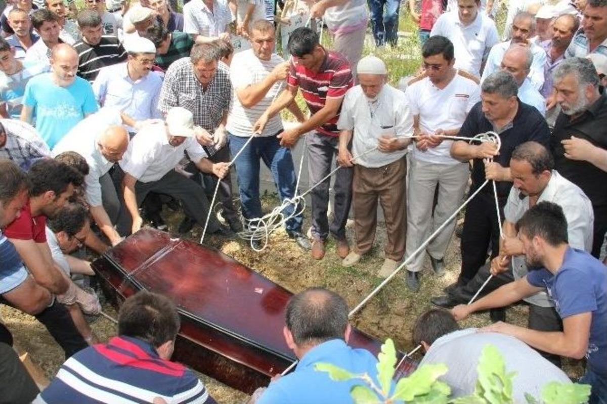 Kene Isırması Sonucu Hayatını Kaybetti