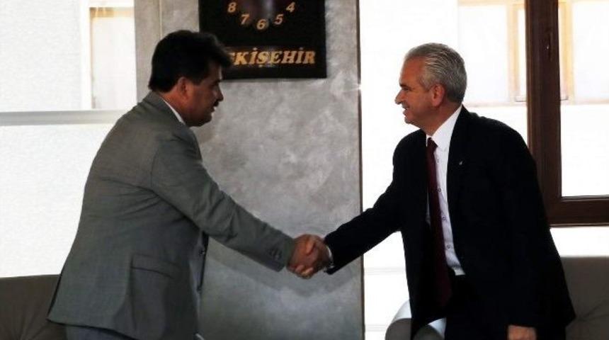 T&uuml;ccar Ve Esnaf Temsilcileri Ortak Sorunlar İ&ccedil;in Toplandı