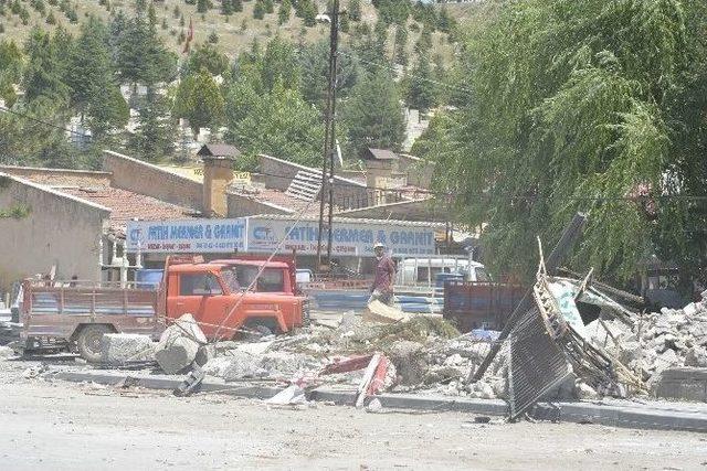 Karşıyaka Mezarlığı nda Mermerciler Sorunu 1