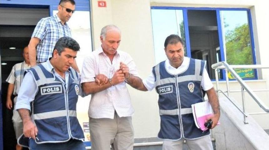 Sahur'da &Ccedil;aldıkları 50 Bin Liralık G&uuml;m&uuml;şle Yakalandılar