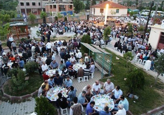 Selçuklu Belediyesi'nden Tepekent’te İftar Buluşması