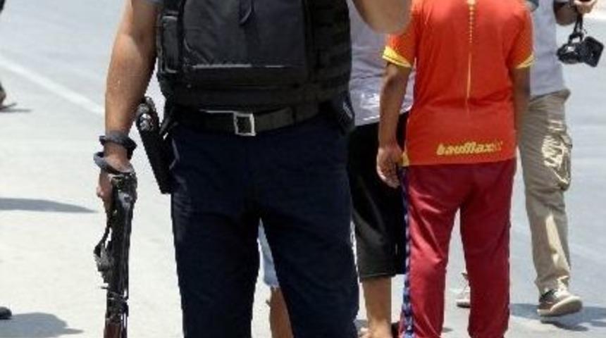 Adana&rsquo;da Uyuşturucu Tacirlerine Operasyon