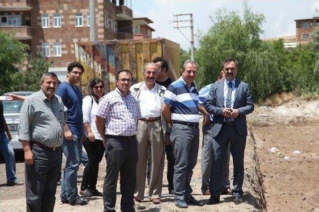 Ahlat’ta Eğlence, Kültür Ve Ticaret Merkezi Yapılıyor