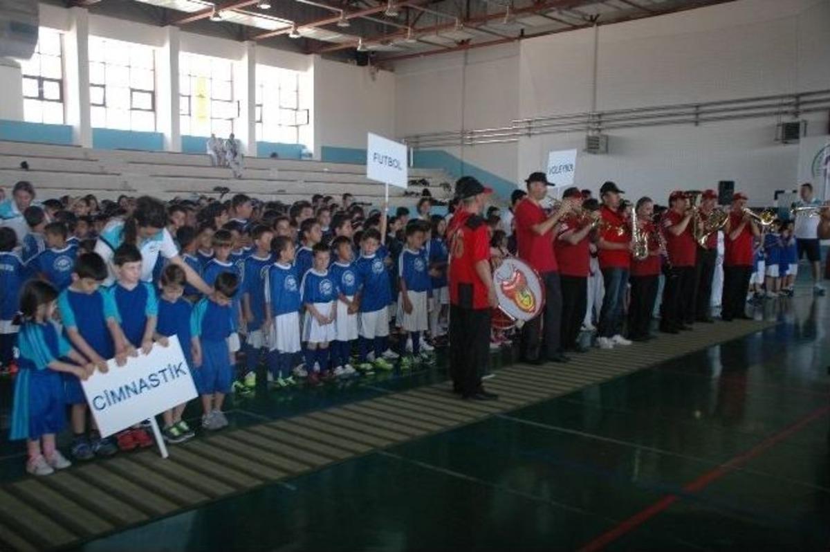 Odunpazarı Belediyesi Yaz Spor Okulları T&ouml;renle A&ccedil;ıldı