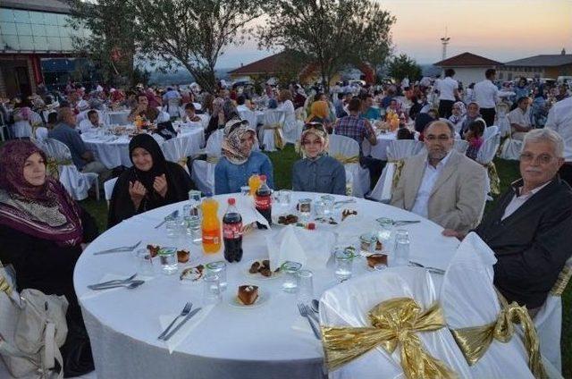 B&uuml;y&uuml;k Coşkunlar 80 &Ccedil;ocuğu Daha S&uuml;nnet Ettirdi 2