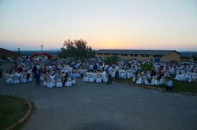 B&uuml;y&uuml;k Coşkunlar 80 &Ccedil;ocuğu Daha S&uuml;nnet Ettirdi 3