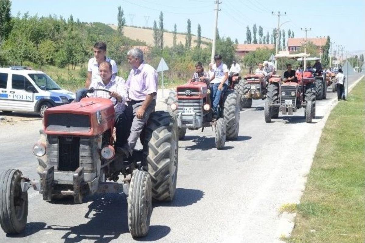 &Ccedil;ift&ccedil;ilerden Yol Kapatma Eylemi