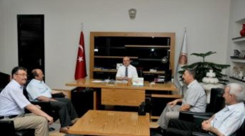 Afyon Y&ouml;r&uuml;kler K&uuml;lt&uuml;rel Ve Sosyal Yardımlaşma Derneği'nden Başkan &Ccedil;oban&rsquo;a Ziyaret