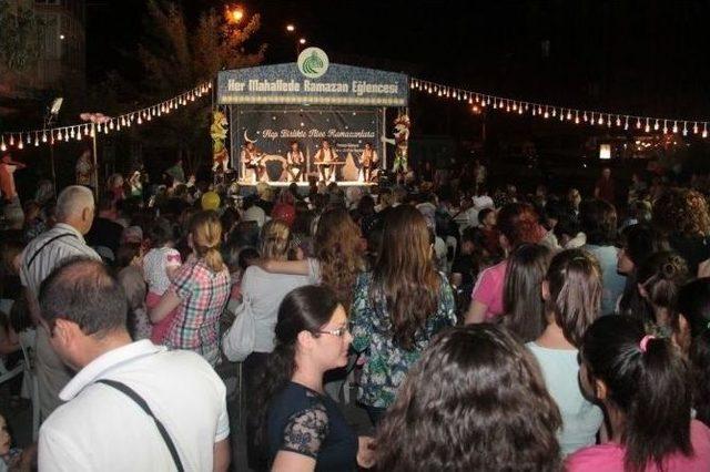 Edirne Belediyesi nin Ramazan Eğlenceleri B&uuml;y&uuml;k İlgi G&ouml;r&uuml;yor 1