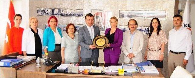 Elvinder den Başkan Taş&ccedil;ı ya Ziyaret 1