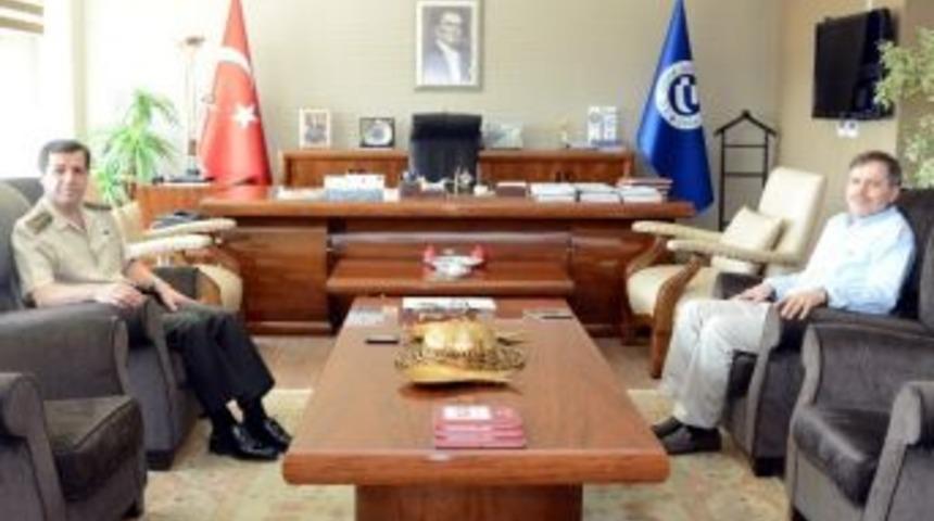 Uşak Garnizon Komutanı Fuat K&ouml;m&uuml;rc&uuml;&rsquo;den Veda Ziyareti