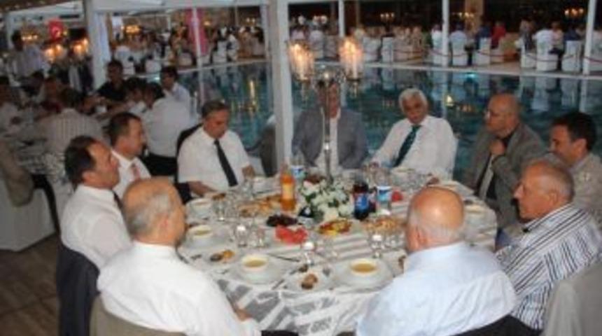 Karab&uuml;k Tso &Uuml;yeleri İftarda Buluştu