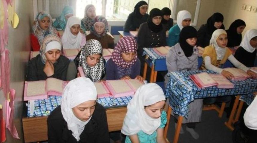 Suriyeli &Ccedil;ocukların Kur'an Aşkı