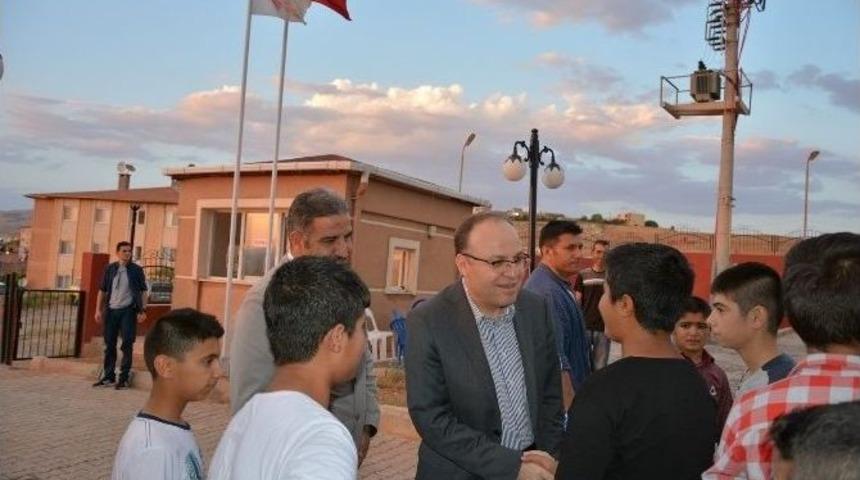 Vali Tutulmaz Sevgi Evlerini Ziyaret Etti