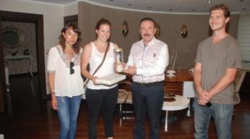 Fransız Gazetecilerden Doğan&rsquo;a Ziyaret