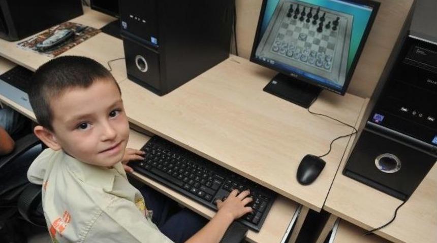 Akmek&rsquo;ten Kurslara Devam